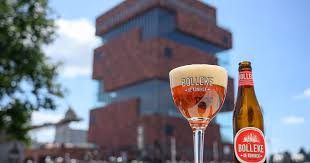 foto bolleke aan MAS